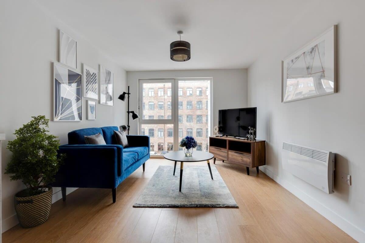 1 Bed Modern Apartment In A Converted Mill Лідс Екстер'єр фото